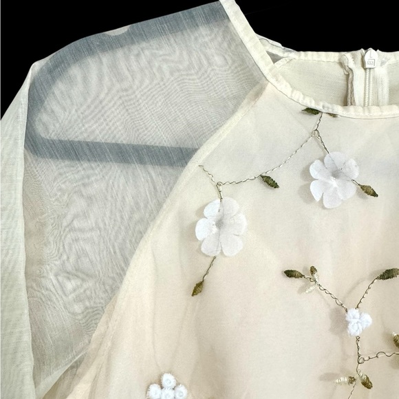 Elegant Cream Floral Ao Dai - Picture 3 of 7